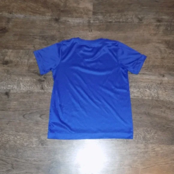 Nike Dri-FIT T-Shirt Boys Size 7 Royal Blue‎ Good Swoosh Athletic Cut - Picture 4 of 5